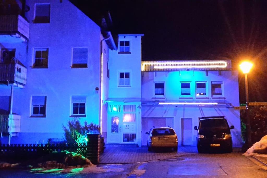 Ferienwohnung Mit 4 Schlafzimmer Fuer 2 Bis 9 Gaeste----Apartment With 4 Bedrooms For 2 To 9 Guests Nuremberg ภายนอก รูปภาพ
